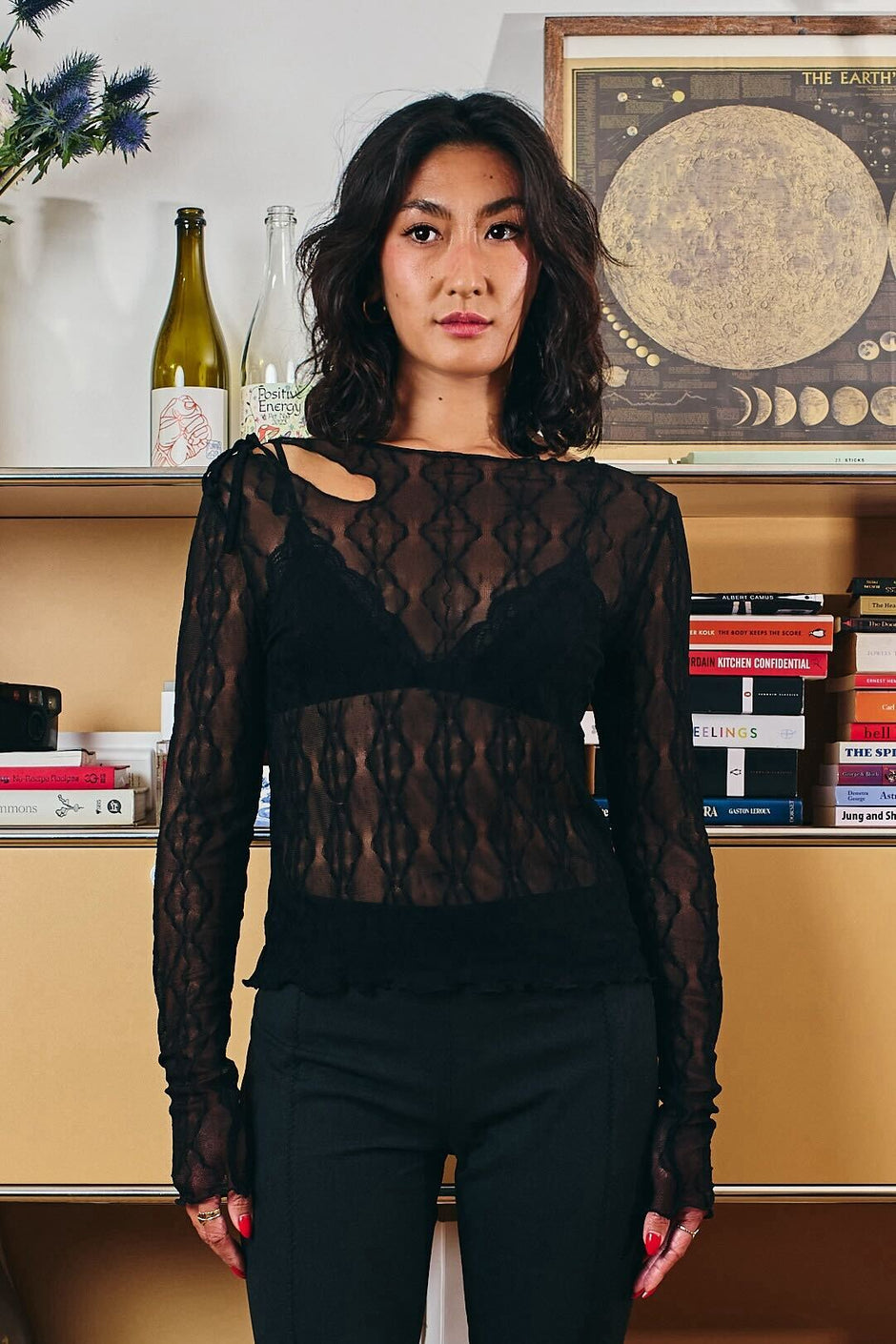 Second Skin Find Me Now Mariposa Long Sleeve Key Hole Top black geometric long sleeve lace top with cut out 