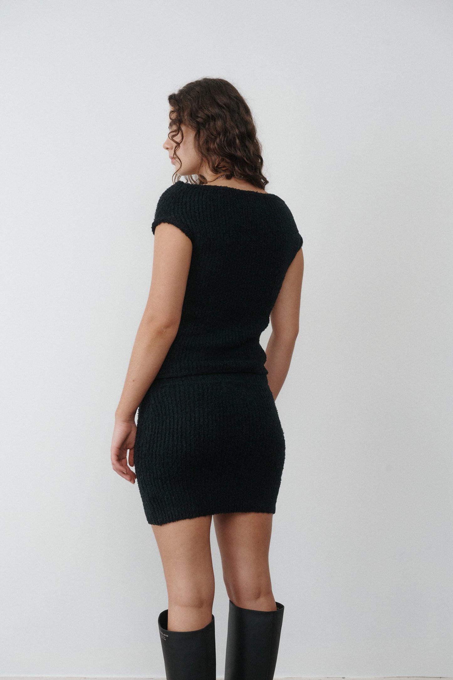 Muse The Label Maru black mini skirt knitted wool stretch textured